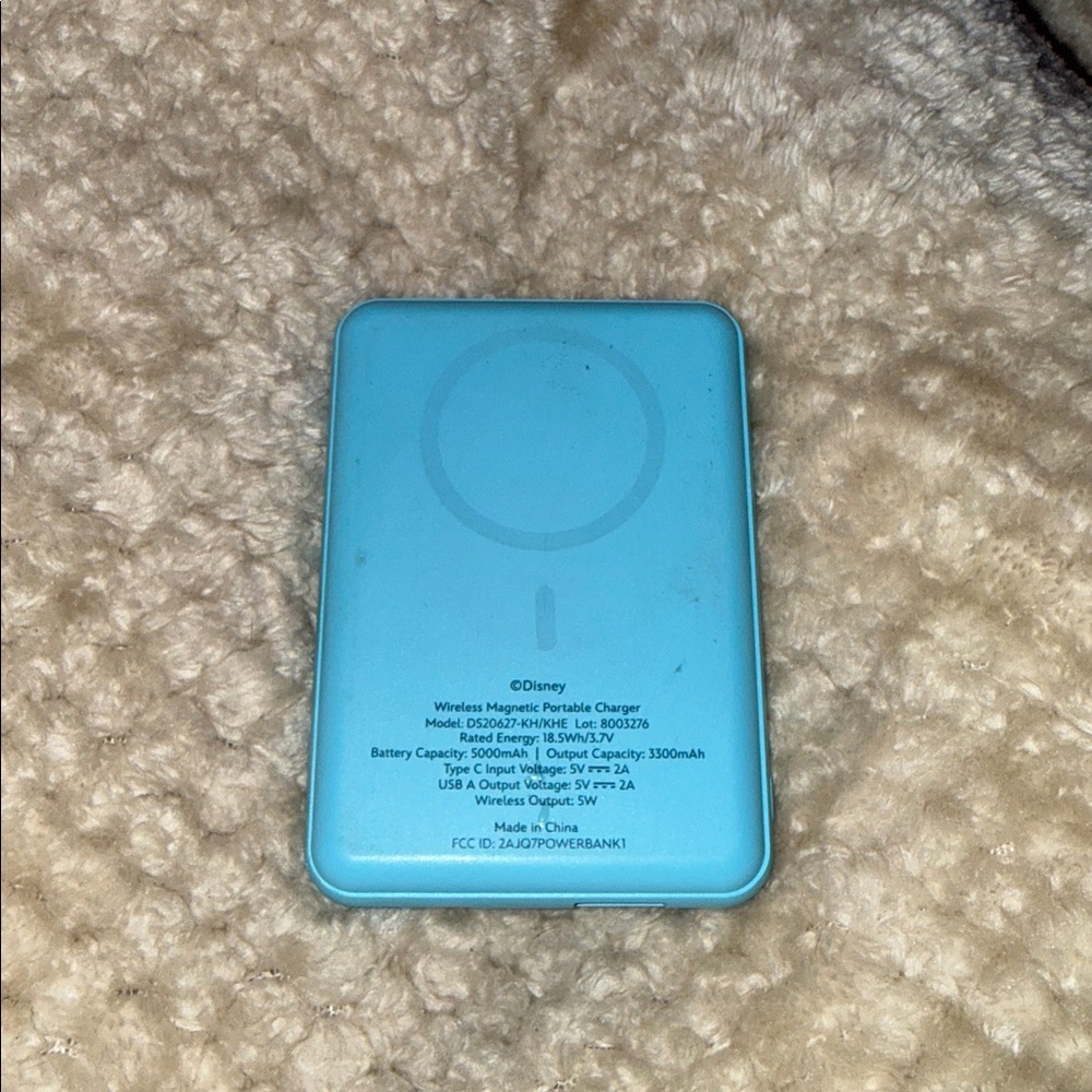 Stitch MagSafe battery - Picture 2 of 2